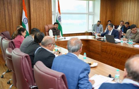 Hon’ble Minister of Civil Aviation, Shri Ram Mohan Naidu Ji today chaired a high-level officials meeting. He reviewed the progress of ongoing aviation infrastructure projects, sustainable aviation and cleanliness initiatives across the airports. 